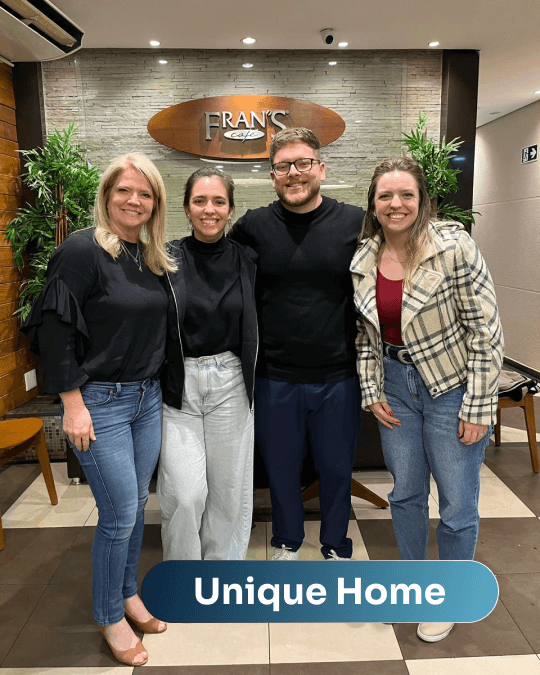 Vítor Parraga em visita presencial ao time da Unique Home
