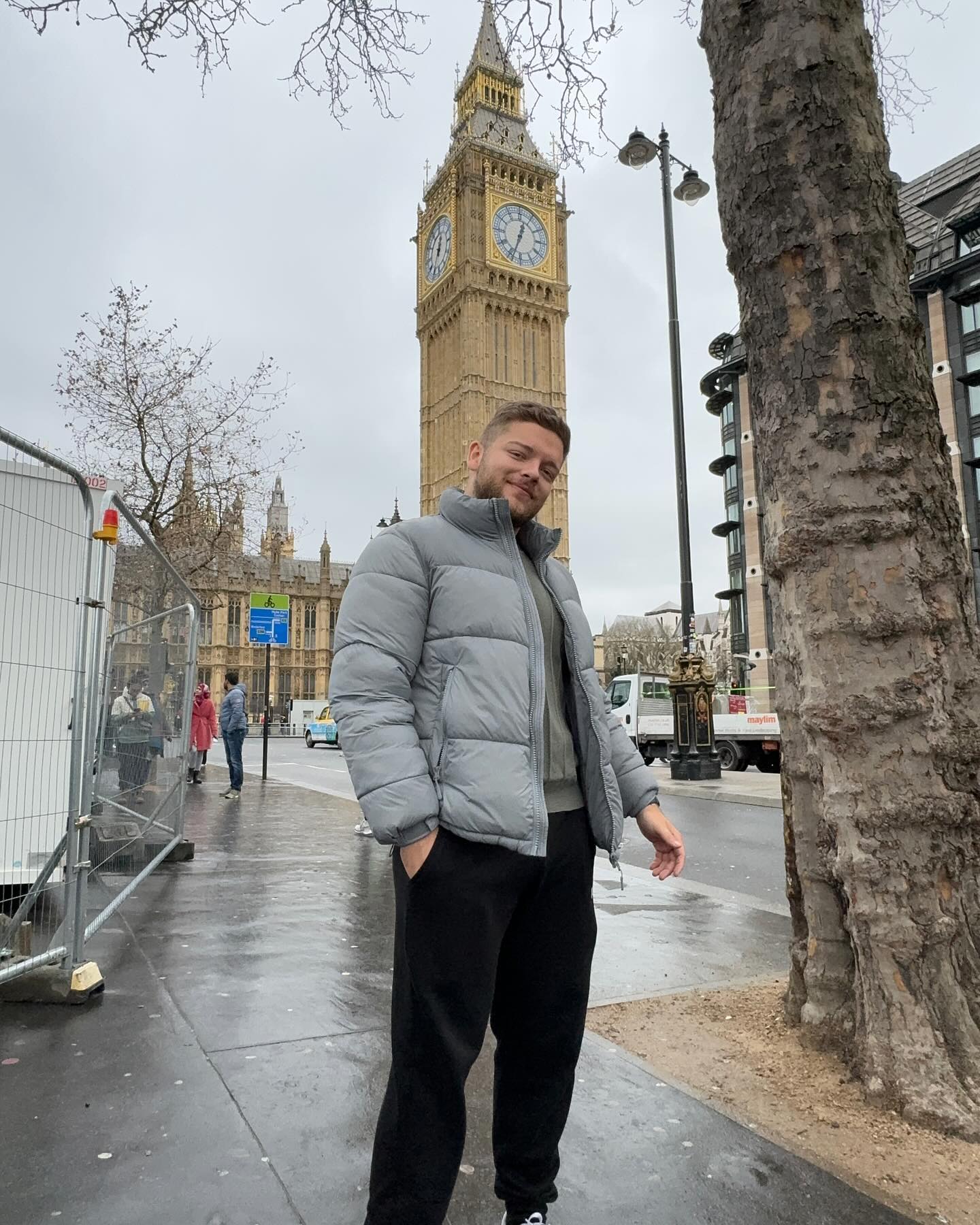 Vítor Parraga em Londres, com o Big Ben ao fundo